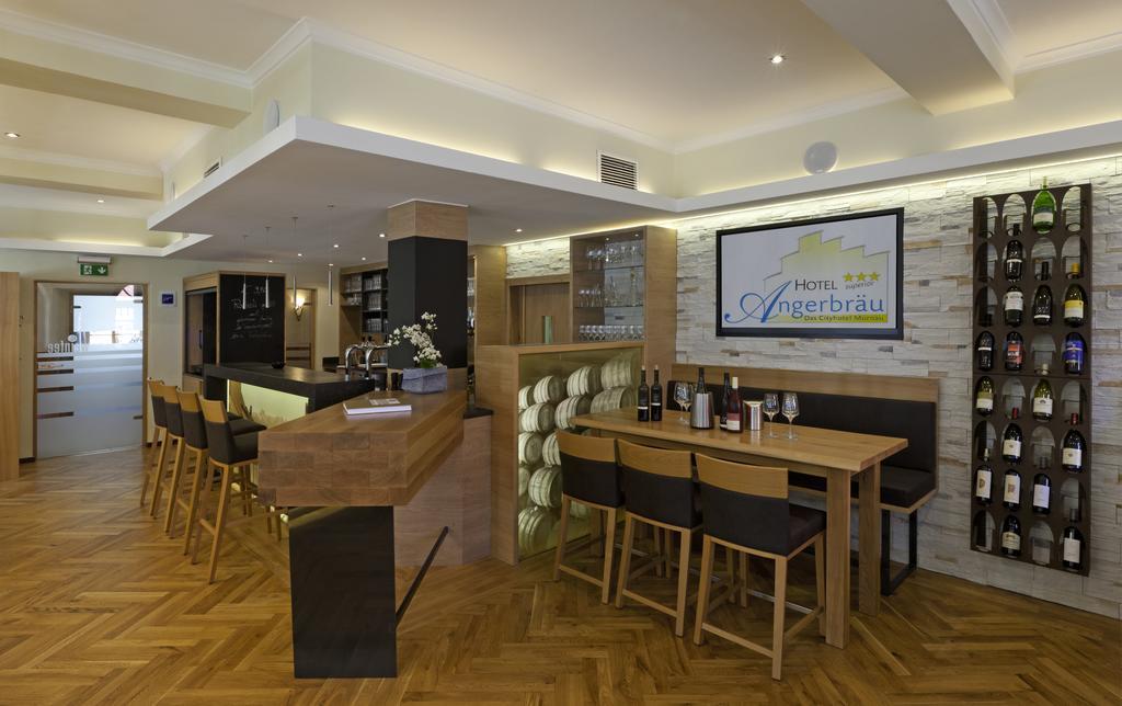 Hotel Angerbraeu 뮈르나우암슈타펠지 외부 사진
