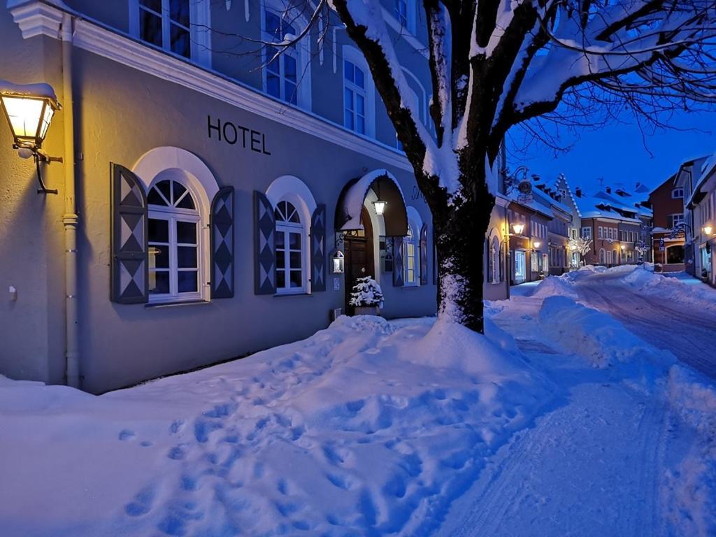 Hotel Angerbraeu 뮈르나우암슈타펠지 외부 사진